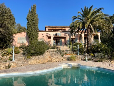 VILLA A VENDRE - LA CROIX VALMER - 210 m2 - Prix : nous consulter