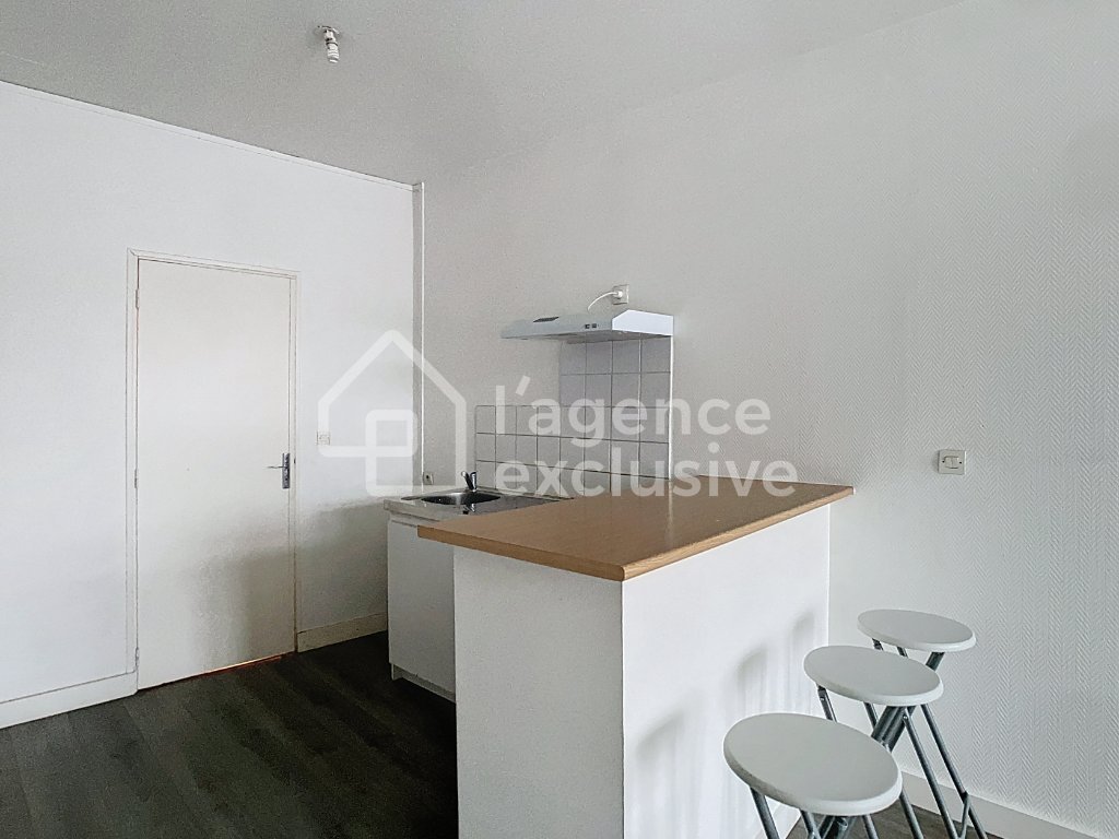 APPARTEMENT T1 A LOUER - LILLE - 27 m2 - 595€ charges comprises par mois