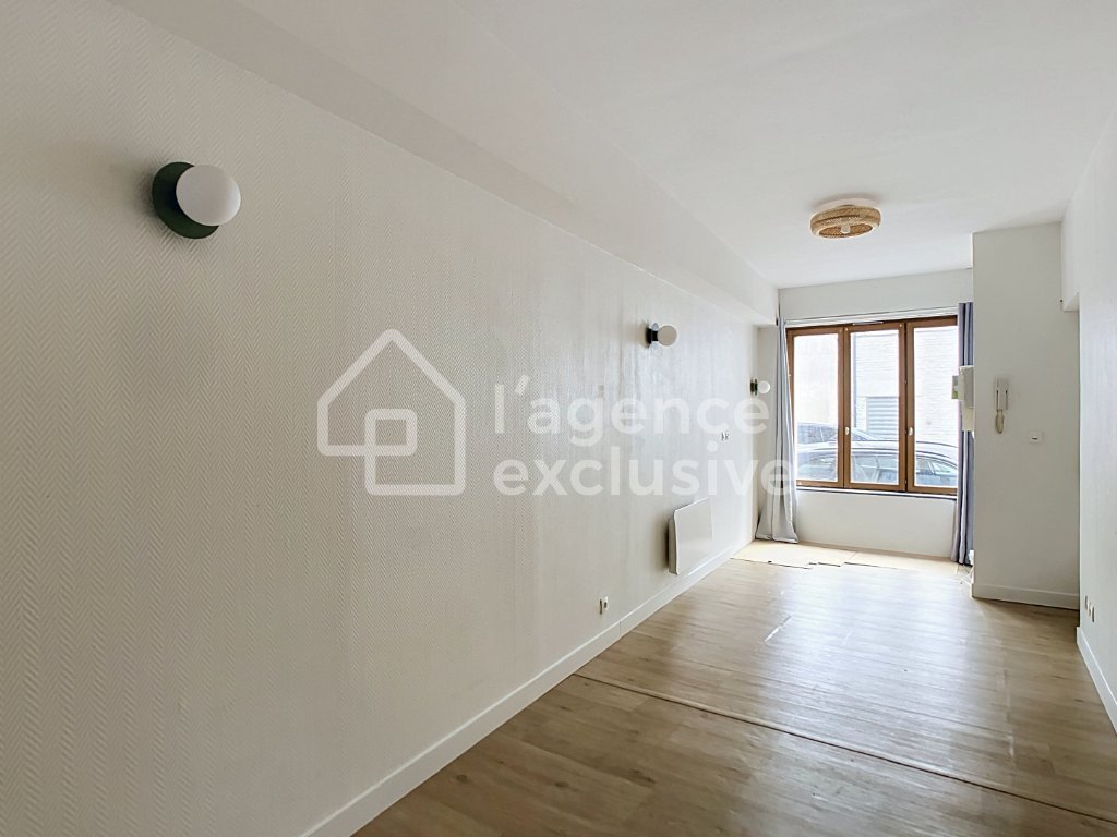 APPARTEMENT T1 A LOUER - LILLE - 35 m2 - 595 &euro; charges comprises par mois