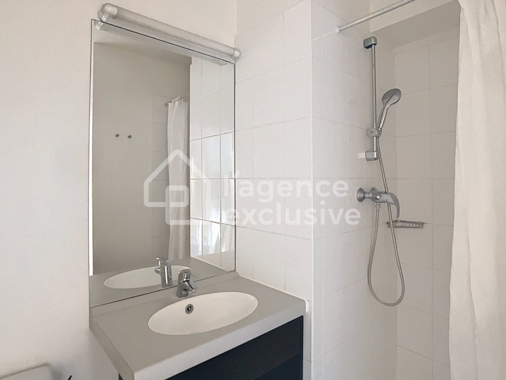 APPARTEMENT T1 A VENDRE - LILLE - 17.65 m2 - 68�000�&euro;