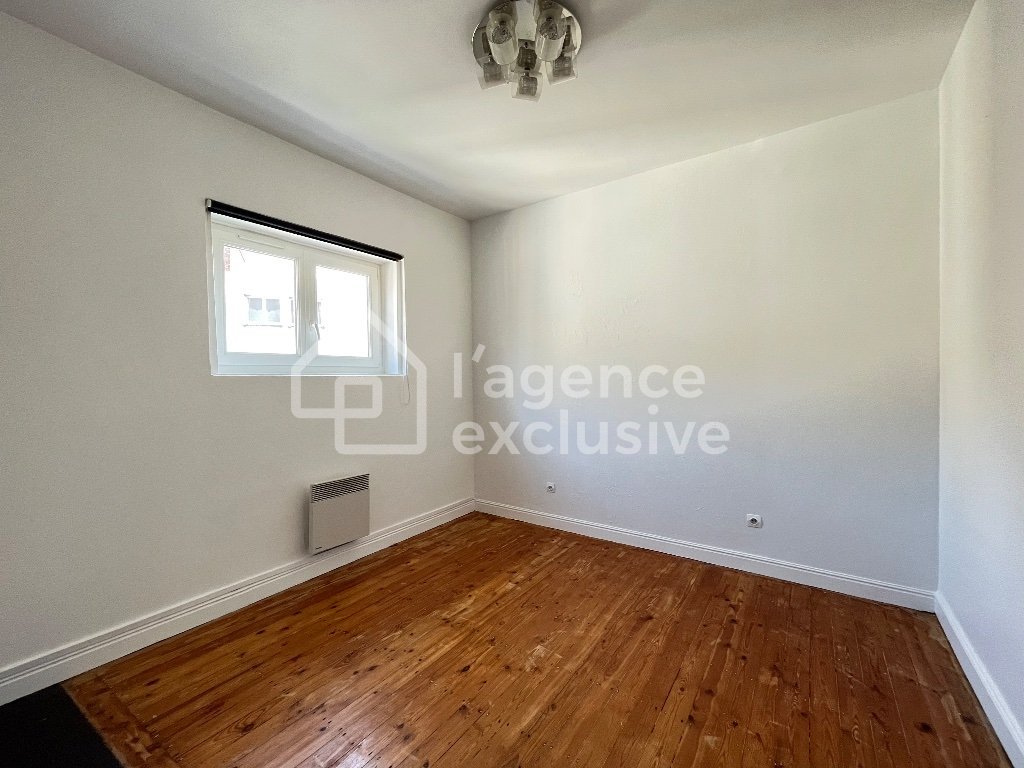 APPARTEMENT T2 - LILLE - 75.98 m2 - LOUÉ