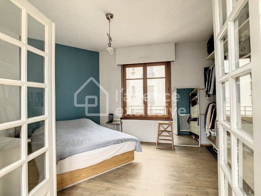 APPARTEMENT T2 A LOUER - LILLE - 78.9 m2 - 1�090�&euro; charges comprises par mois