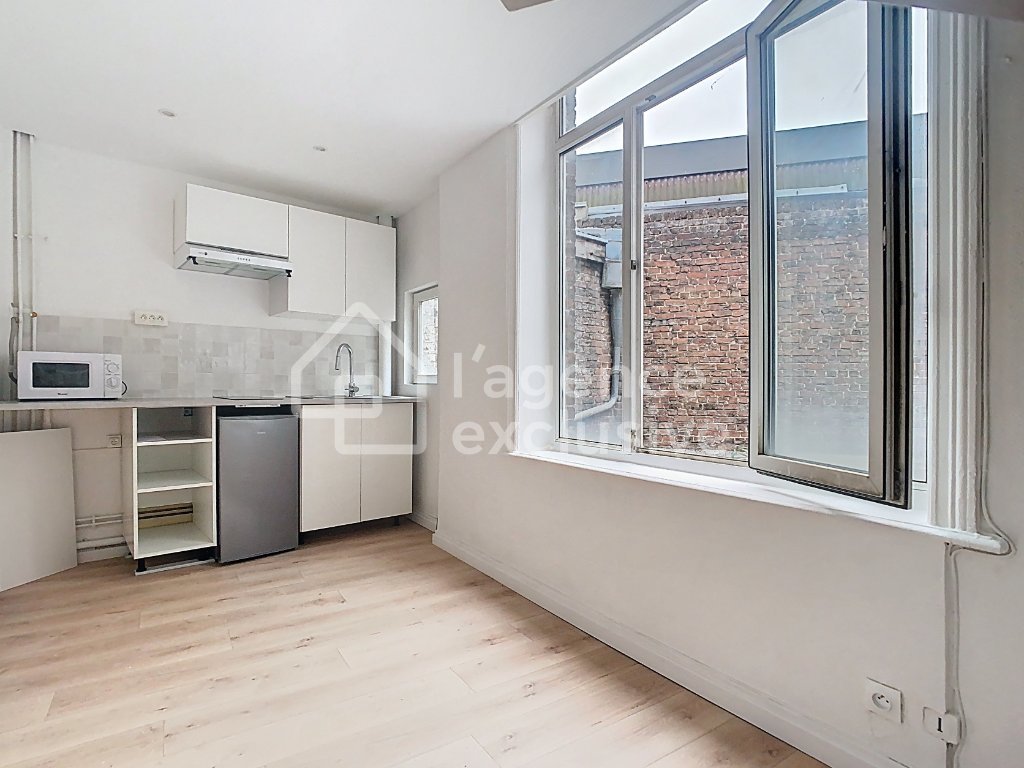 APPARTEMENT T2 A LOUER - LILLE - 19 m2 - 590€ charges comprises par mois