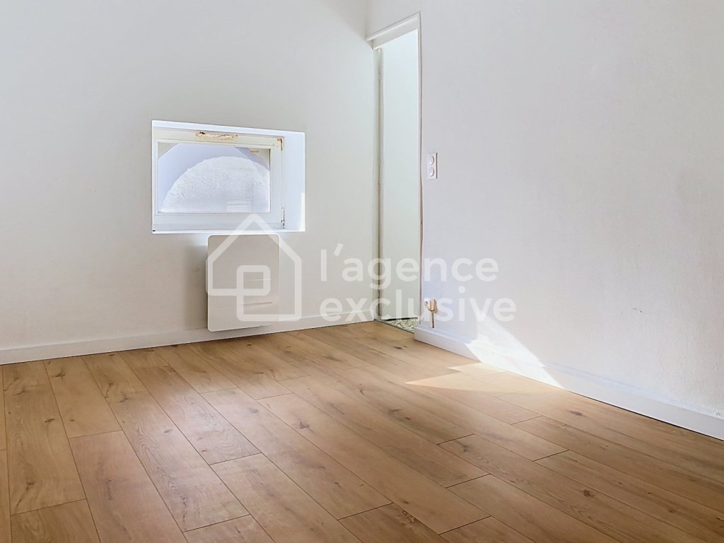 APPARTEMENT T2 A LOUER - LILLE - 33 m2 - 690 &euro; charges comprises par mois