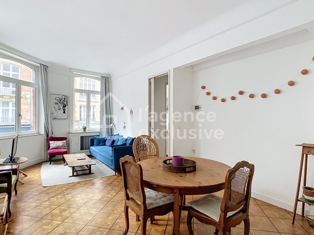 APPARTEMENT T2 A LOUER - LILLE - 44.35 m2 - 895 &euro; charges comprises par mois