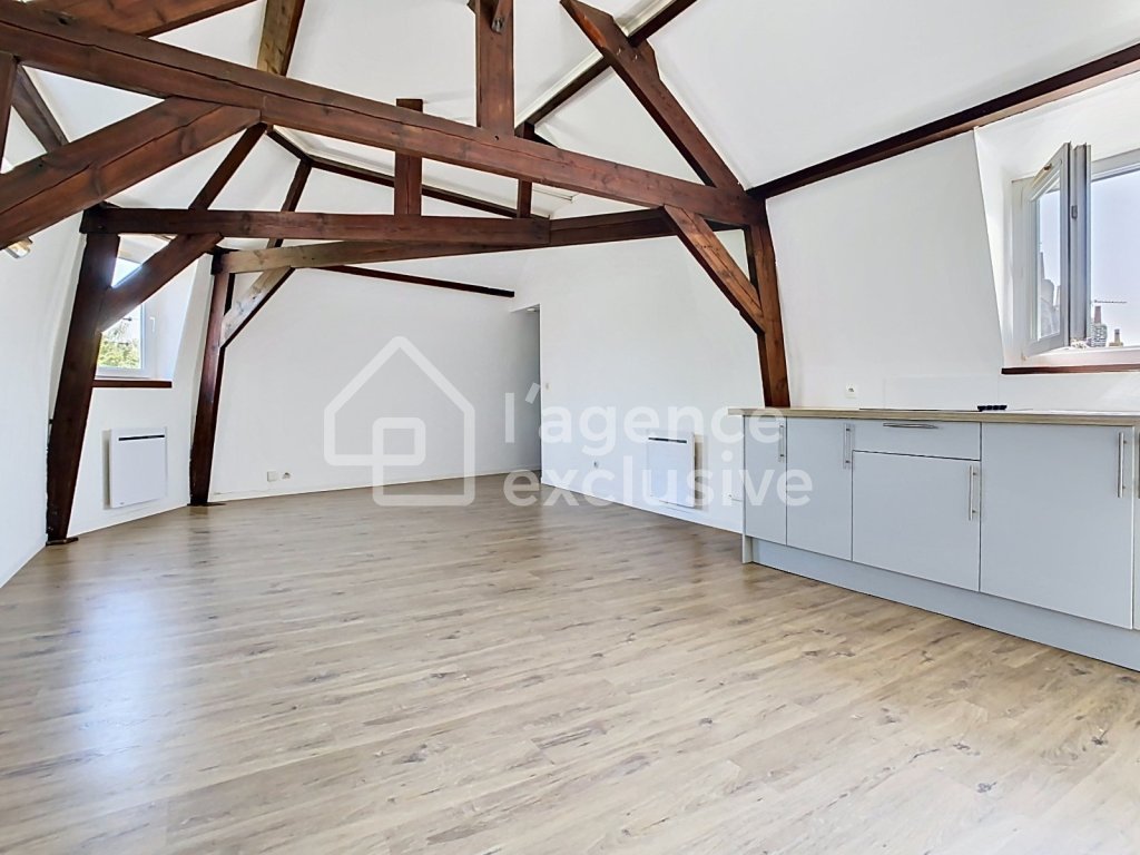 APPARTEMENT T2 A LOUER - SECLIN - 44.85 m2 - 625 &euro; charges comprises par mois