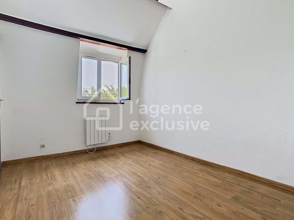 APPARTEMENT T2 A LOUER - SECLIN - 44.85 m2 - 625 &euro; charges comprises par mois