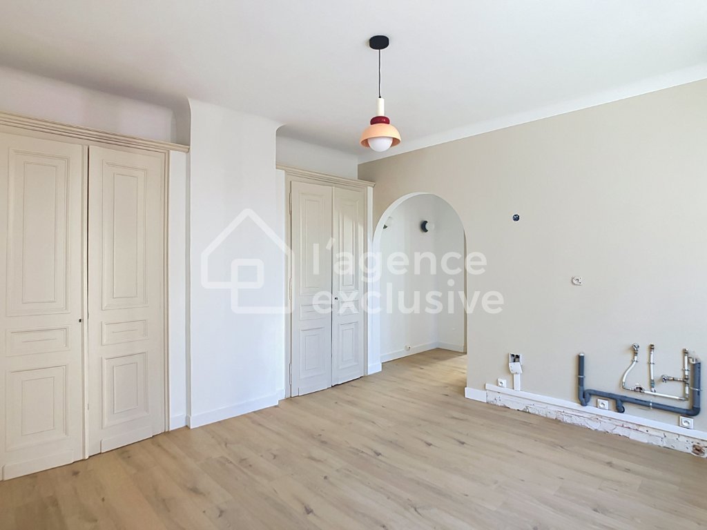 APPARTEMENT T2 A VENDRE - LILLE - 45.11 m2 - 159 900 &euro;