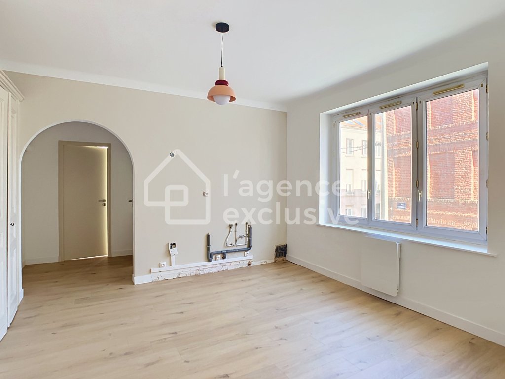 APPARTEMENT T2 A VENDRE - LILLE - 45.11 m2 - 159 900 &euro;