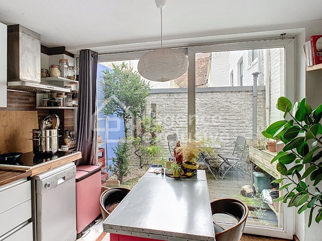 APPARTEMENT T2 A VENDRE - LILLE - 48.04 m2 - 210�000�&euro;