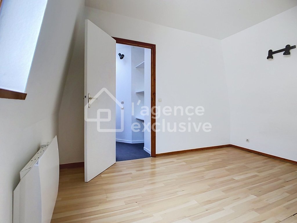 APPARTEMENT T2 A VENDRE - LILLE - 30.72 m2 - 149 000 &euro;
