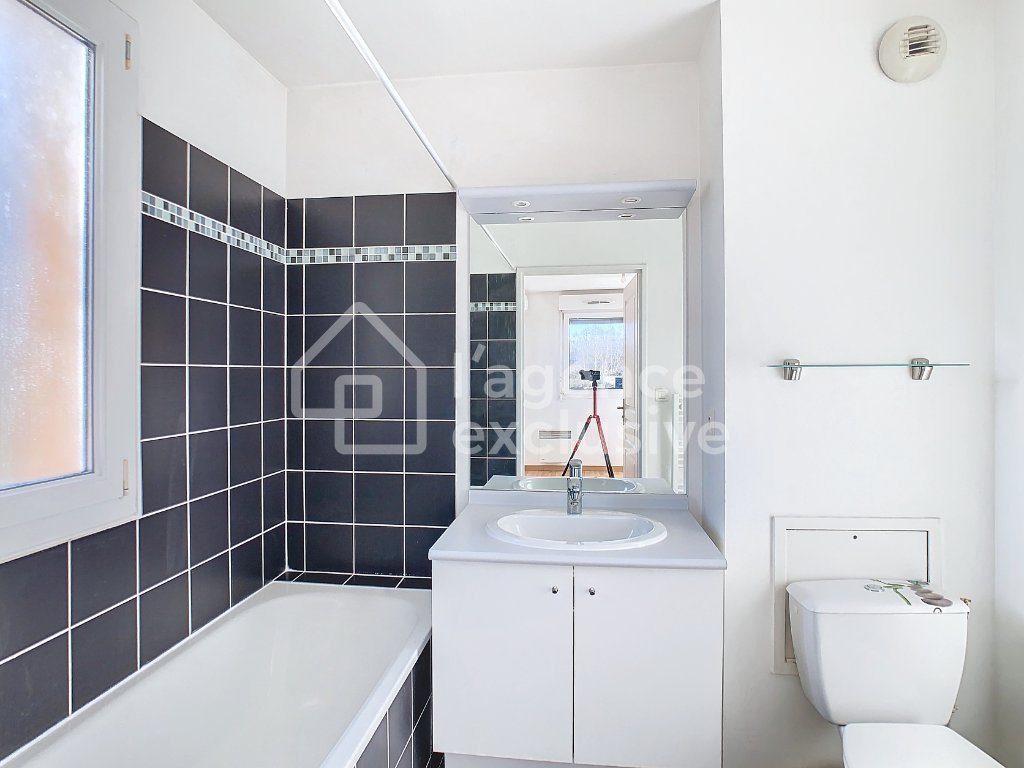 APPARTEMENT T2 - MARCQ EN BAROEUL - 41 m2 - 139 900 €