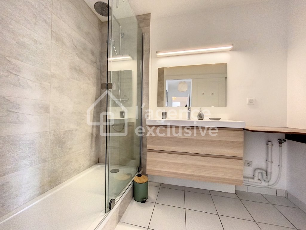 APPARTEMENT T3 - LA MADELEINE - 66.1 m2 - LOUÉ