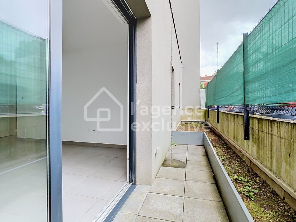 APPARTEMENT T3 - LA MADELEINE - 59.87 m2 - LOU&Eacute;