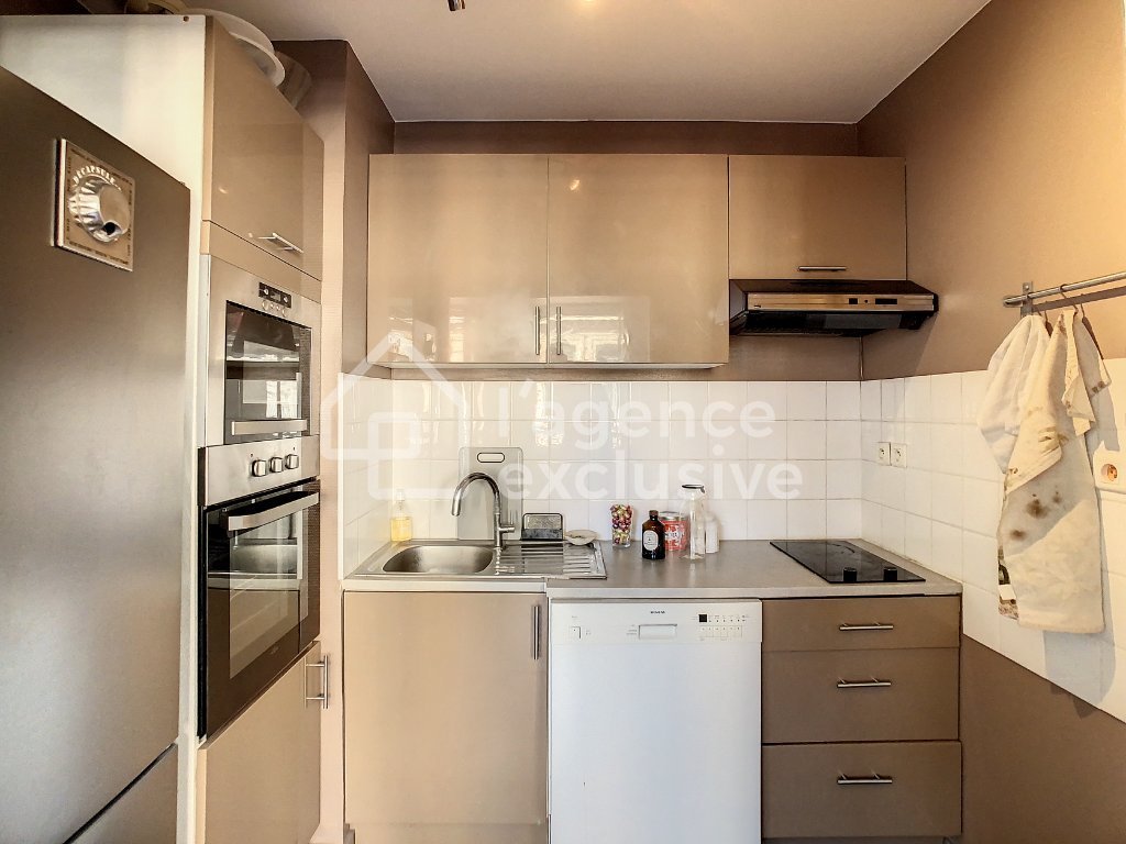 APPARTEMENT T3 - LILLE - 56.13 m2 - LOUÉ