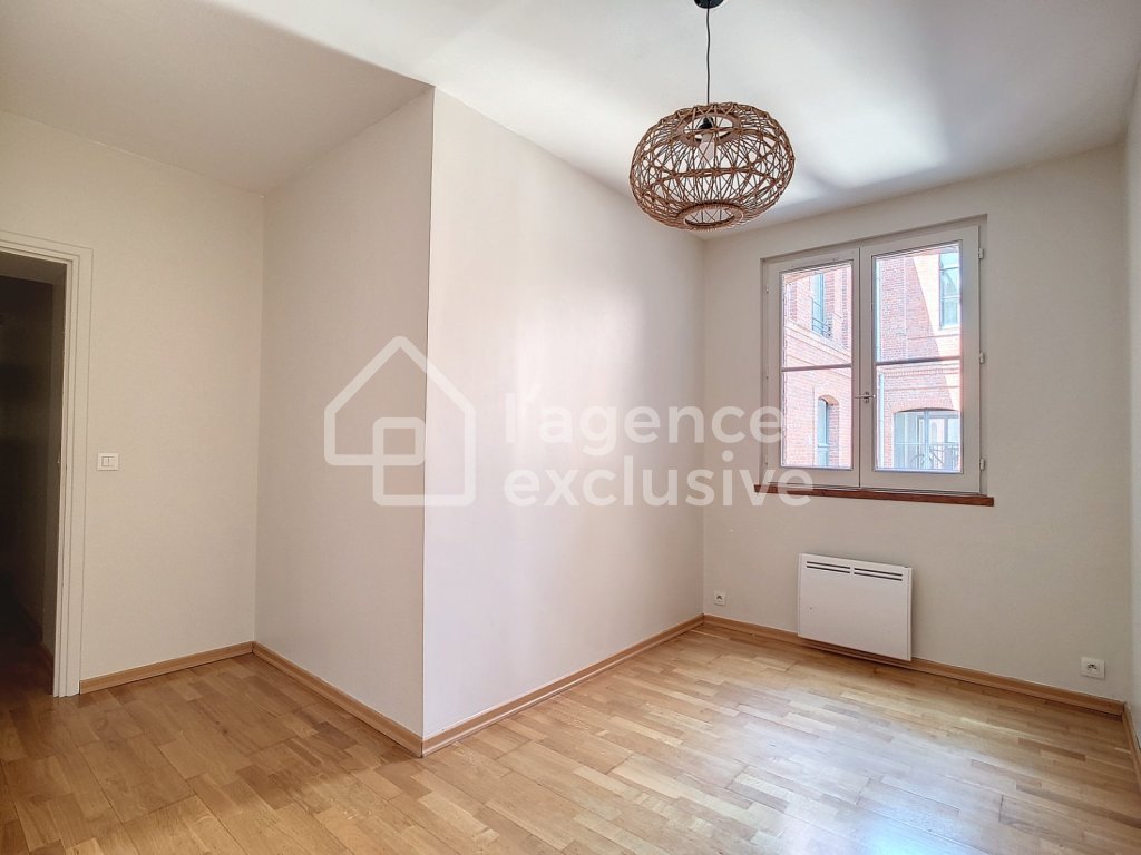 APPARTEMENT T3 A LOUER - LILLE - 111.35 m2 - 1 475 € charges comprises par mois