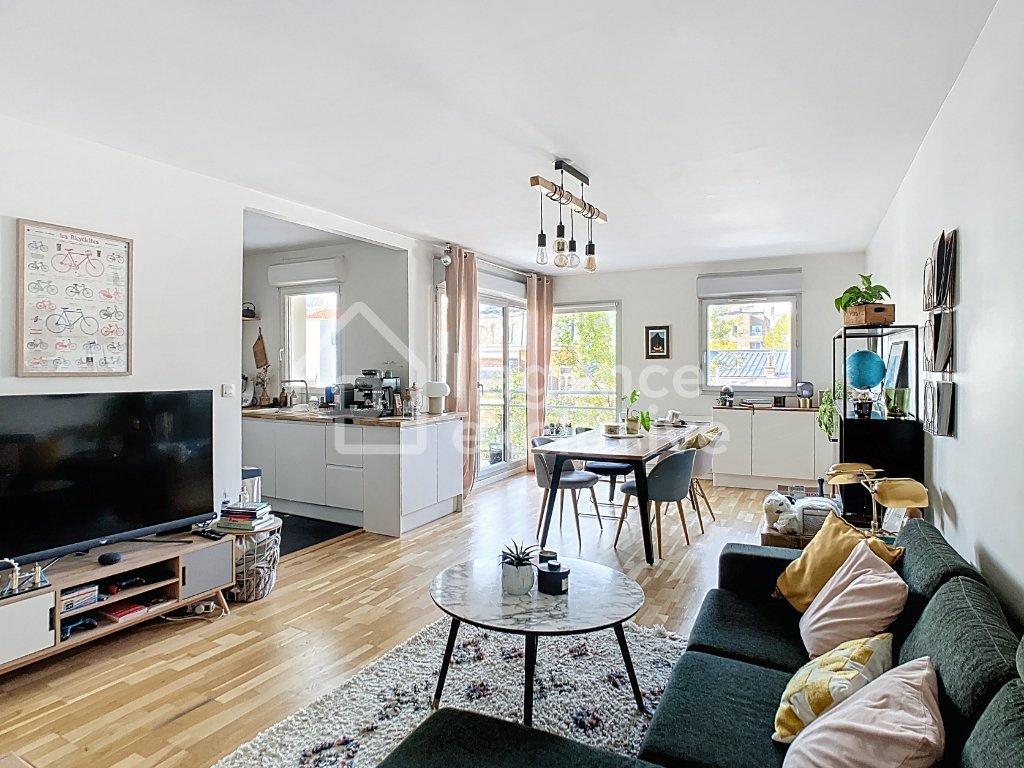 APPARTEMENT T3 A LOUER - LILLE - 76.64 m2 - 1190,49€ charges comprises par mois