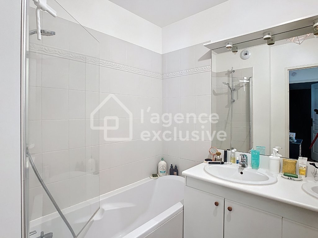 APPARTEMENT T3 A LOUER - LILLE - 76.64 m2 - 1190,49€ charges comprises par mois