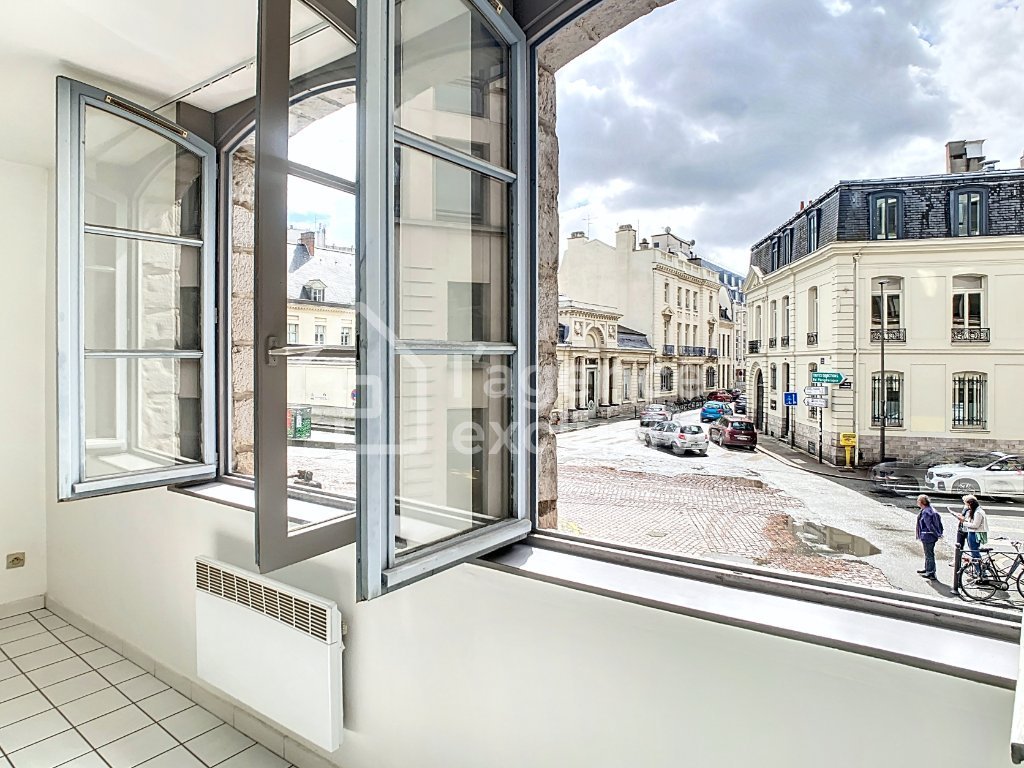 APPARTEMENT T3 A VENDRE - LILLE - 57.34 m2 - 249 900 €