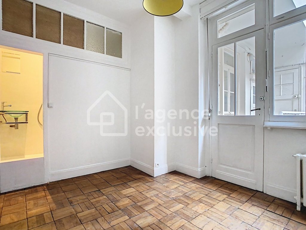 APPARTEMENT T3 A VENDRE - LILLE - 93.4 m2 - 449�500�&euro;