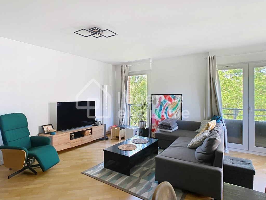 APPARTEMENT T4 A LOUER - LA MADELEINE - 84.48 m2 - 1 500 &euro; charges comprises par mois